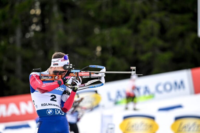 Laegreid si dojel pro čtvrté vítězství v řadě. Krčmář v první desítce.