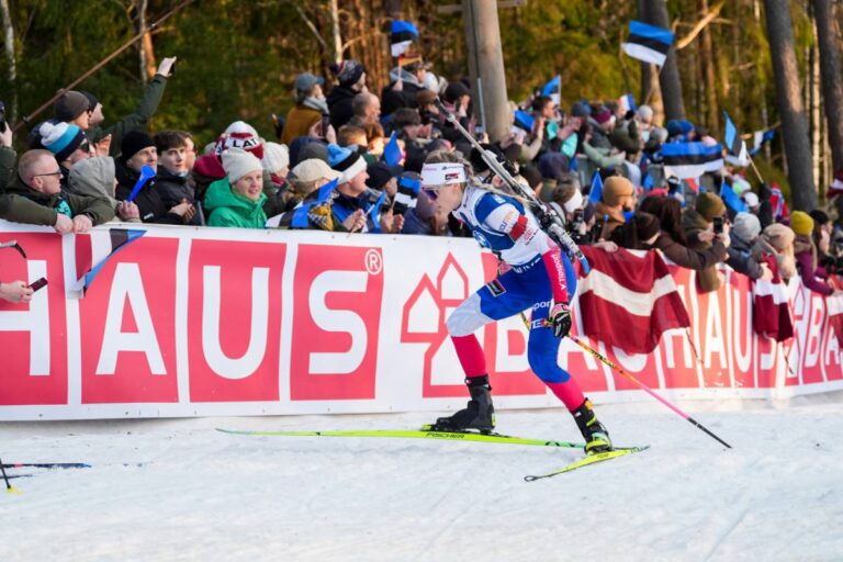 Stíhací závod žen ovládla Vittozziová. Češky se v pořadí propadly.